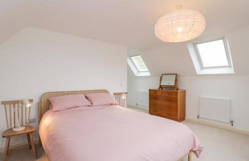 High Cogges Farm Holiday Cottages - Photo 27