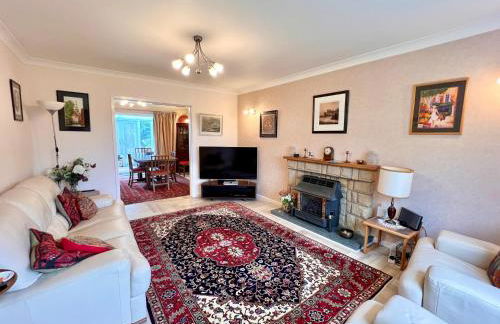 3 bedroom house with ample parking and garden - Foto 10