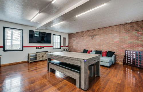 McDonough Escape with Private Hot Tub and Game Room! - Foto 3