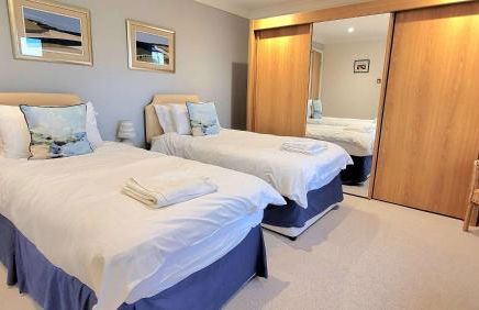 East Wing Cottage - Peaceful Village Retreat with Tennis Court Access - Foto 7