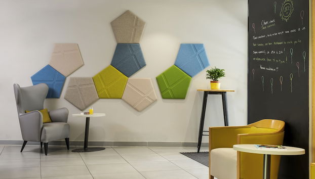 Coin salon dans le hall