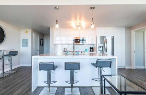 Modern Downtown SD Apartment Stunning City Views - Foto 2