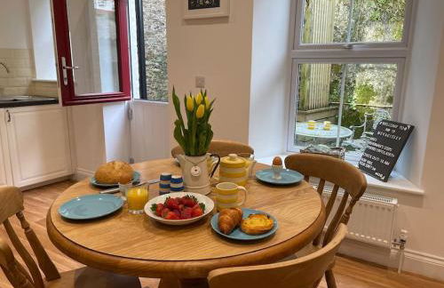 Fabulous 2 Bed Cottage - Outstanding Sea Views - Foto 21