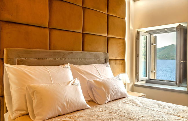 Beachfront Villa Gabriela with Pool - Foto 9