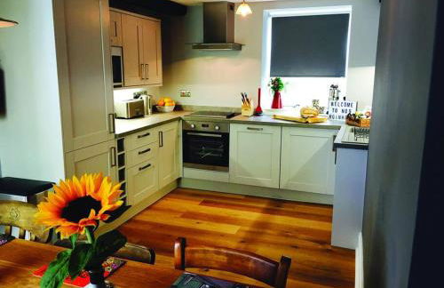 No. 5 @ Ginhaus - Photo 12