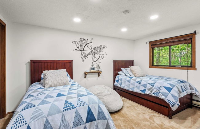 The Bear's Den by Avantstay Prime Location, Renovated w/ Movie & Game Room - Foto 24