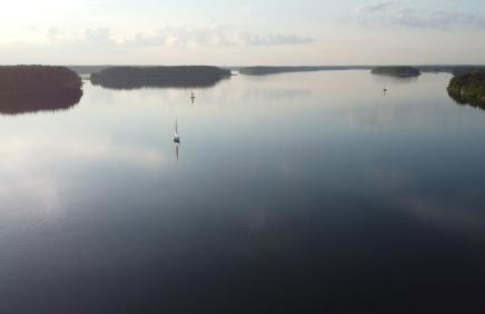 Schadzka w dwunastce z widokiem na jezioro - Foto 25