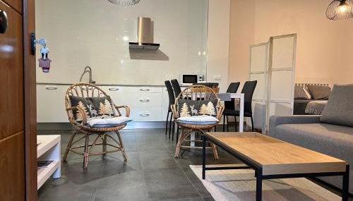 Villa Marta loft diáfano con jardín y aparcamiento en Villa histórica - Foto 4