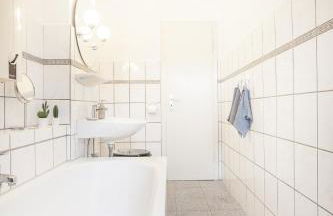 CenterApartment, WIFI, SmartTV, full Kitchen, Netflix, Pottbude in Essen - Foto 9