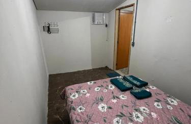 Casa próximo a UFR - QUARTO SALA E COZINHA EQUIPADA - Foto 2