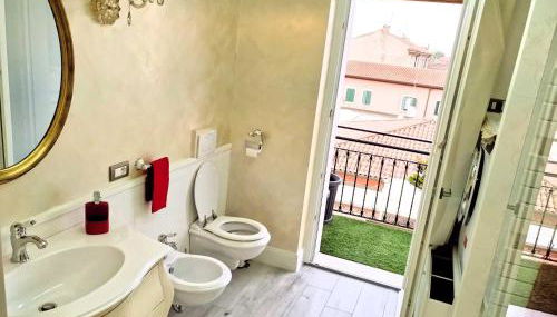 Alloggio Turistico GIULIETTA e Romeo - INTERO APPARTAMENTO - Villafranca di Verona, Zimmer, Holiday Rooms - Foto 5, towels, Shower