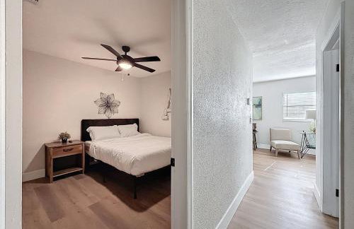 Newly Renovated | Minutes to Riverwalk & Beaches | Tampa Heights - Foto 40