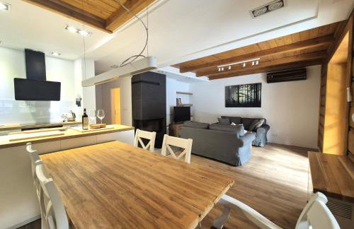 Forest House- dom nad górskim potokiem - Foto 10