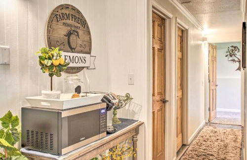 Lakeview Lodge with Spacious Yard Families Welcome - Foto 12