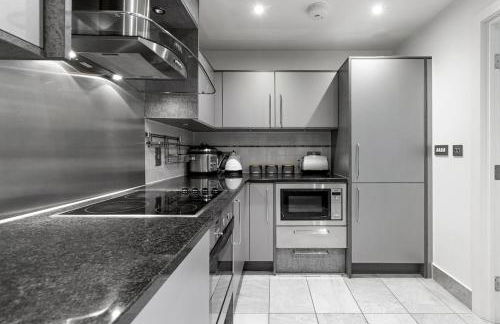 Modern 2 Bed with Balcony & London Eye Views - Foto 5