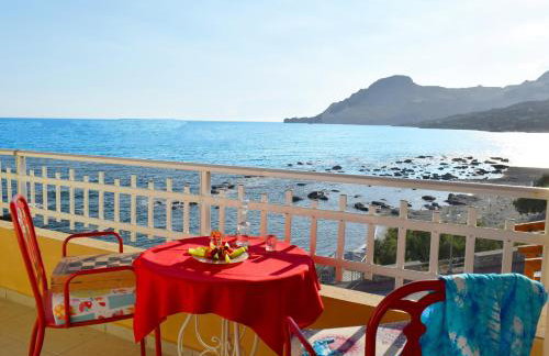 En Plo Studios & Apartments - Photo 1