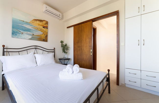 Pigadaki Villas Polychrono - Photo 5