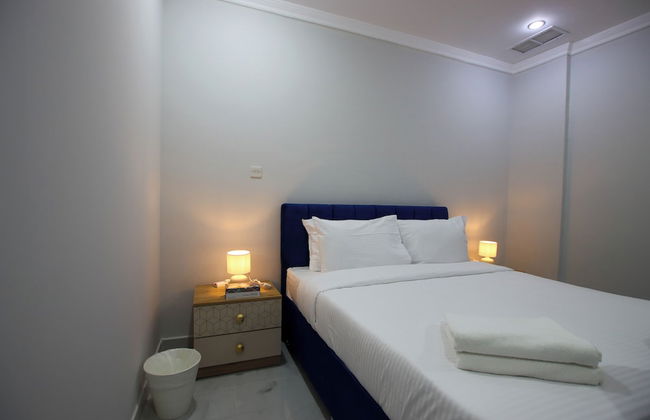 STAR NIGHT FURNISHED APARTMENTS - Photo 17