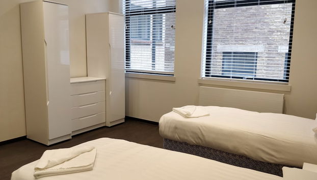 Access Tower Hill - Foto 4, Habitación