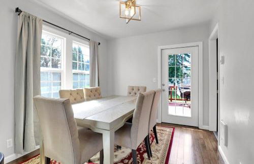 Spacious 3-Bedroom Near Campus - Photo 9