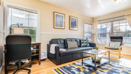 Cozy House 10min to Monuments and DC by CozySuites - Foto 4