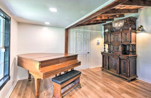 Upscale Dickinson Getaway with Yard on 1 Acre! - Foto 4