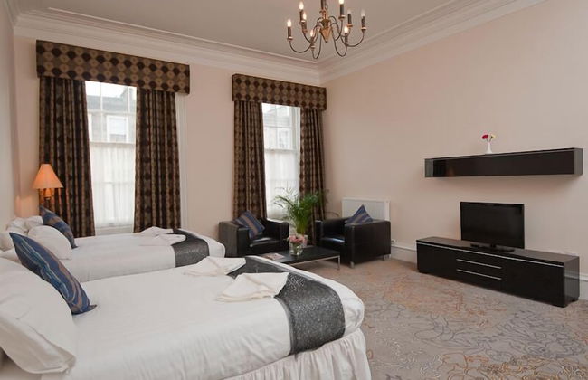 Windsor Street Apartments - Photo 4