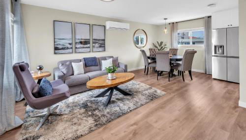 Ultimate Oceanside Retreat | Tower 9 Across from the Beach - Foto 1