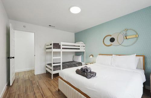 Best of Desoto 4BR, 3BA with Pool, HotTub, Cinema - Foto 34