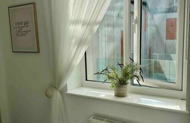 CC - Central Location Top Floor 2 Bed Deluxe Modern Apartment - Foto 6