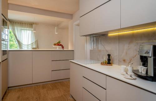 Luxury Villa David with swimming pool, sauna and jacuzzi - Foto 25