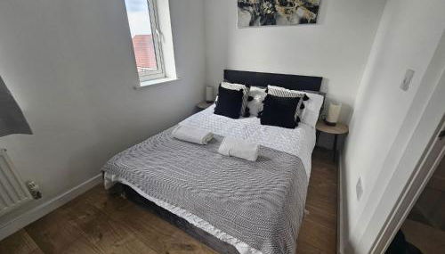 Homington House Long Stays Sleeps 7 Free Parking - Foto 1, towels