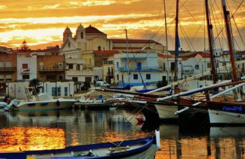 Casa Vacanze Fronte Mare Calasetta "CA' U CAPPUN" - Foto 1