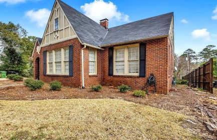 101 yr comfy Historic Home quiet private parking - Foto 12