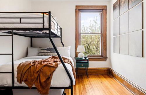 Chic Victorian Manor - Sleeps 12 - Congress Park - Foto 5