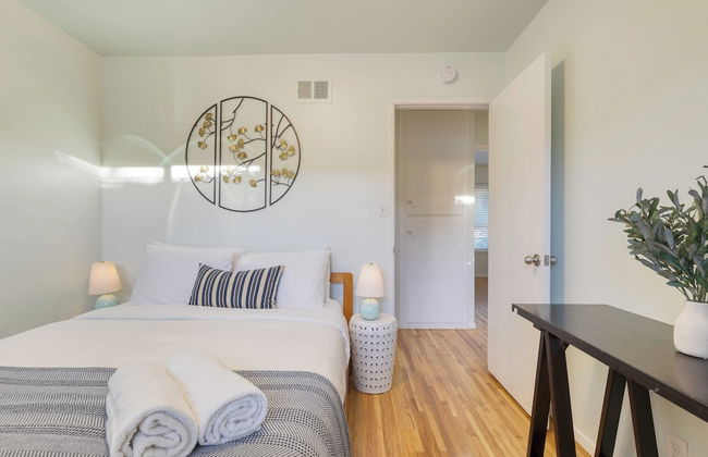 Goleta Getaway by Avantstay Private Backyard, 1.5mi to the Beach! - Foto 26