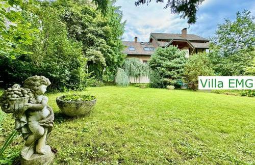 Luxury Ferienhaus Spa Villa Gernsbach mit Pool, Sauna, Garten, Kamin bis 22 Personen - Foto 55