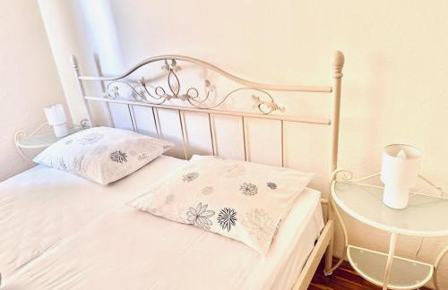 Dalmatian House, spacious stone terraces, balcony , views - Foto 66