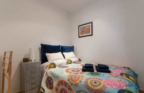 Cute Apartment in Sants Station with HBO & Alexa & AC - Photo 62