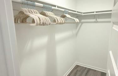 Bright, Cozy & Convenient - Minutes from UAB, Airport and Downtown Fun! - Foto 11