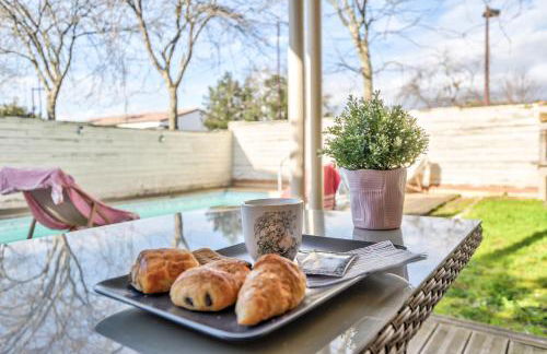 Villa St Simon - 11 couchages, piscine, parking, parfait entre famille, amis ou pros - Foto 40