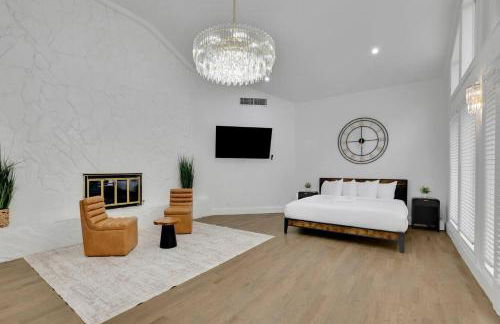 Luxury 7BR Buckhead Oasis w Pool Gameroom Firepit - Foto 37