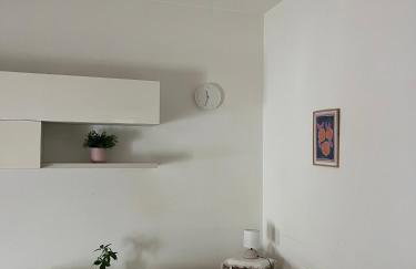 Cozy studio in Bovisa, close to Tram bus and Train - Foto 3