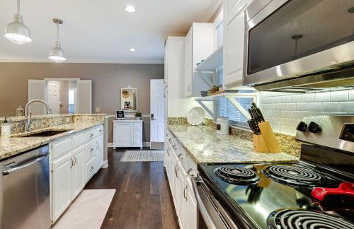 Charming Cottage Near Golf Courses and Marsh Walk! - Foto 6