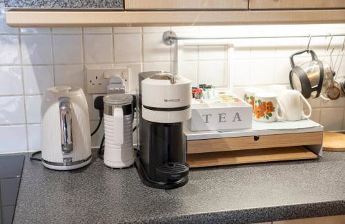 City-chic central studio near station Kingston - Pass the Keys - Foto 27