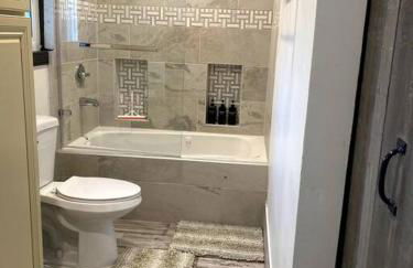 The Black and White House - Foto 79