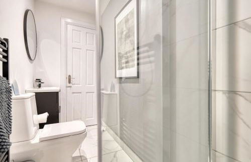 3-Bed Flat Free Parking 10 Mins to City Centre - Foto 7