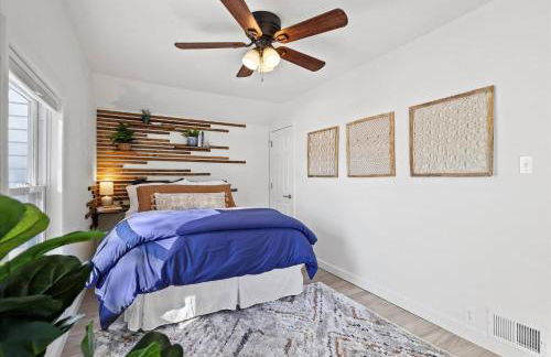 Luxury Lakeview Stay | Main&Guest House, Sleeps 10 - Foto 33