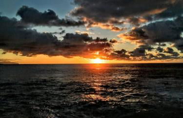 Beautiful oceanfront studio with private parking - Foto 33