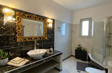Zandre Luxury Suites - Photo 23